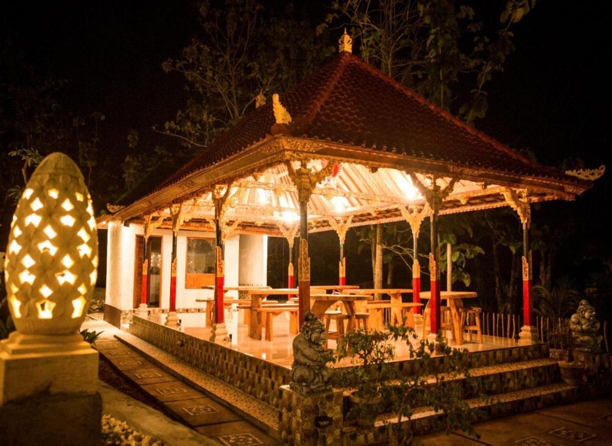 Kubu Reot Taman Asri Villa Batumadeg Bagian luar foto