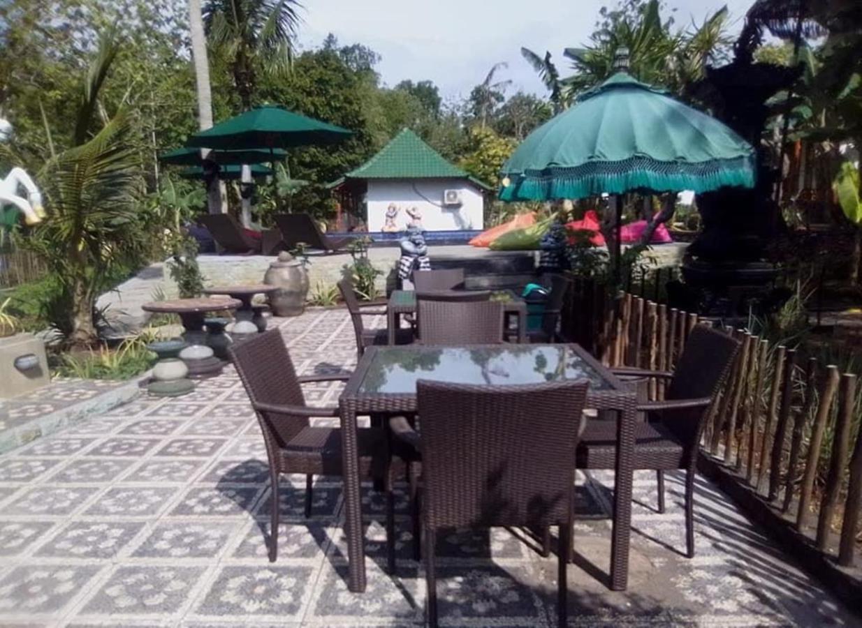 Kubu Reot Taman Asri Villa Batumadeg Bagian luar foto