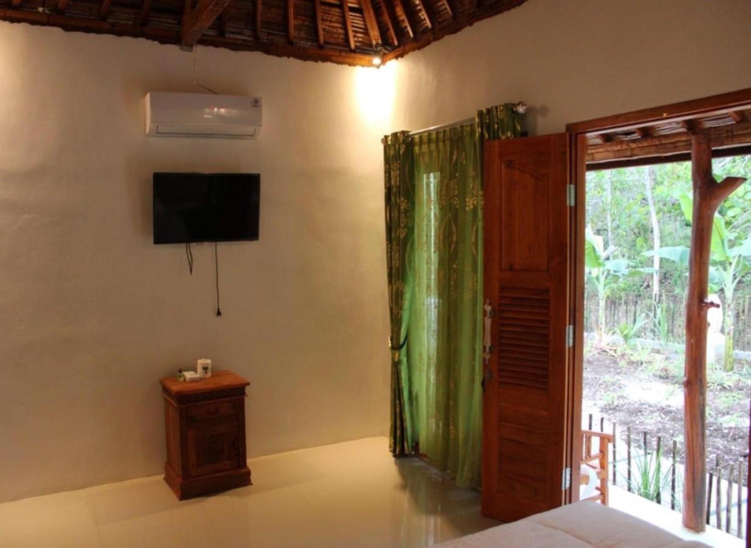 Kubu Reot Taman Asri Villa Batumadeg Bagian luar foto